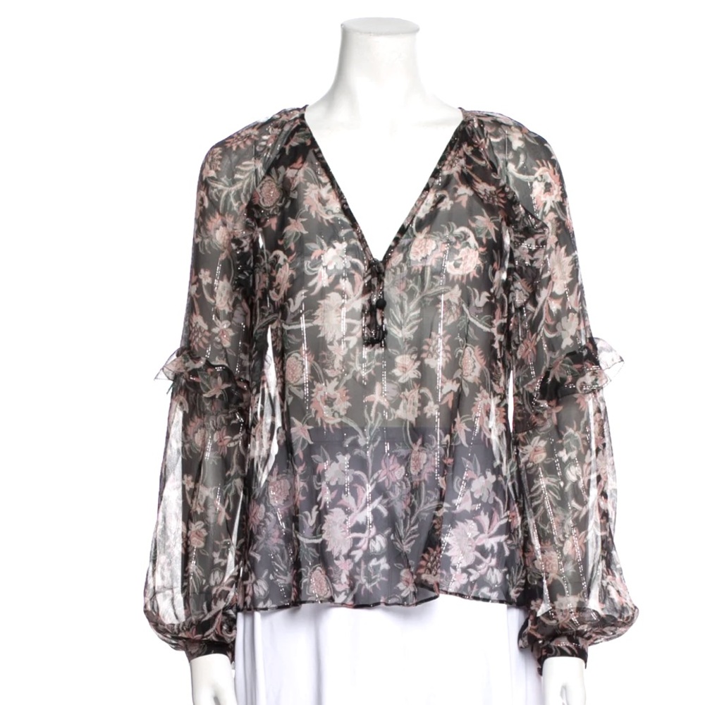 Veronica Beard Blouse
Black
Floral Print
Ruffle Embellishment
Three-Quarter